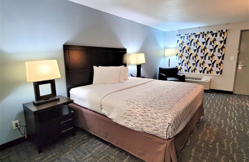 Rockwall Hotel | Inn of Rockwall