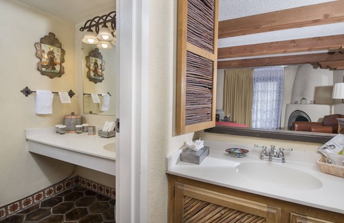 Downtown Santa Fe Hotel | Inn of the Governors