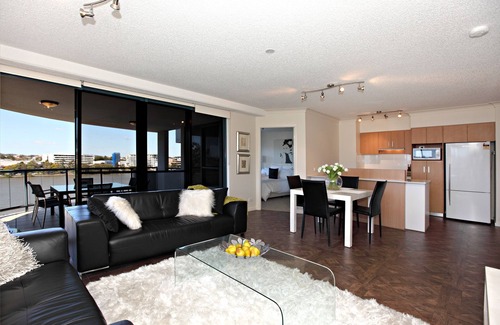 Toowong Apartment | Inn on the Park Apartments