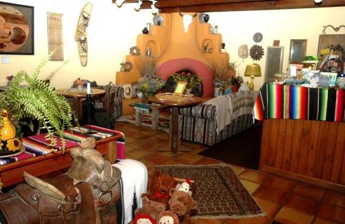 Taos Bed & Breakfast | Inn on the Rio