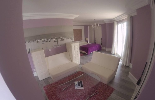 Lagos City Center Bed & Breakfast | Inn Seventies
