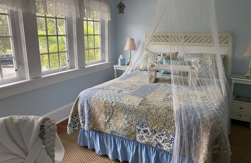 Stuart House | Inn Shepard's Park