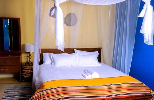 Entebbe Hotel | Inn the Woods Entebbe