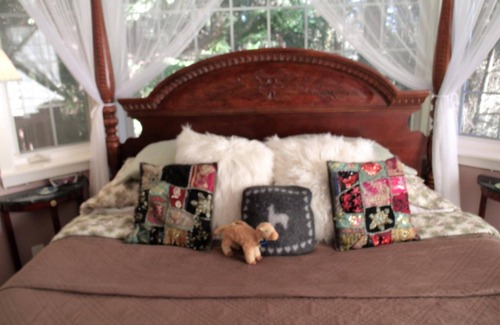 Friday Harbor Bed & Breakfast | Inn to the Woods B&B