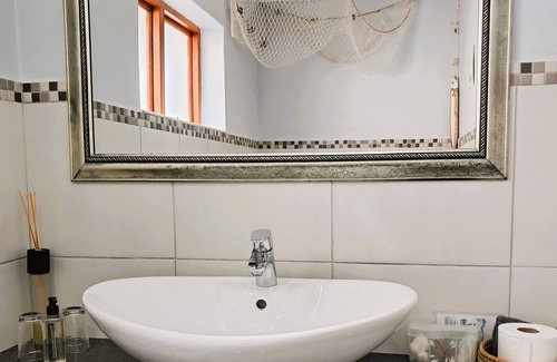 Wilderness Beach House | Inn2Wilderness Guesthouse