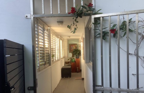 Leichhardt Apartment | Inner west spacious 2 bed apartment close to transport- ANZAC WEEKEND SPECIAL