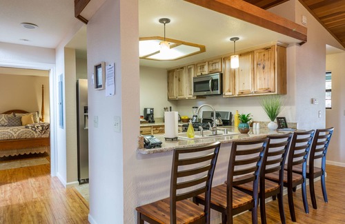 Yosemite West House | Inside Yosemite Sierra Blossom