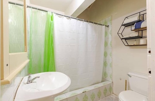 Tower Isle Bed & Breakfast | Insight Studio at Csompo Silver Manor