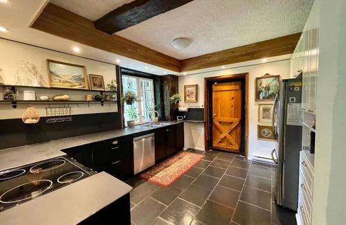 Cantley Ski Chalet | Insta-worthy artist’s retreat with amazing gazebo