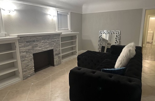 San Bernardino House | Insta-Worthy! Just Remodeled! Private Home! Luxurious & Brand New