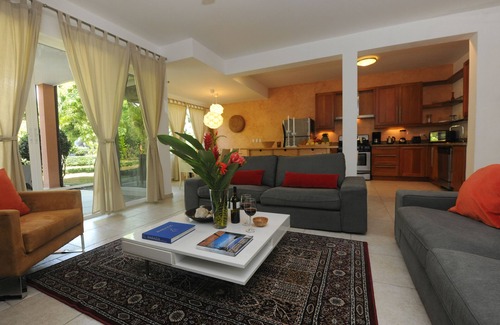 El Batey Apartment | Instyle Residences at Infiniti Blu