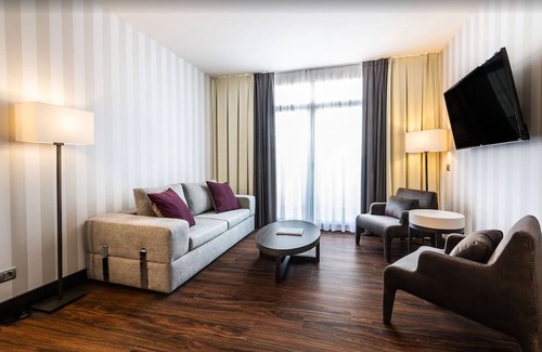 Sol Hotel | Intelier Palacio de San Martín Hotel