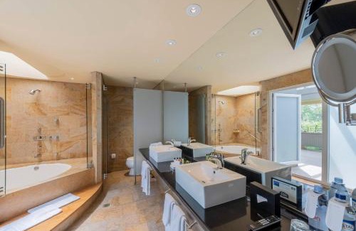 El Poblado Hotel | InterContinental Medellin - Movich by IHG