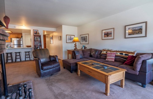 June Lake Condo | Interlaken #19 - 3 Bedroom 3 Bathroom Unit