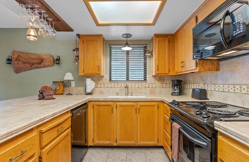 June Lake Condo | Interlaken 3, one bedroom getaway