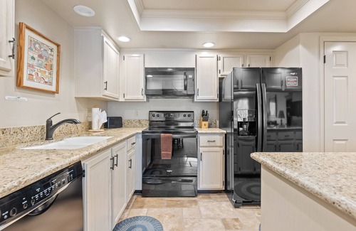 June Lake Condo | Interlaken 34, overlooking beautiful Gull Lake.