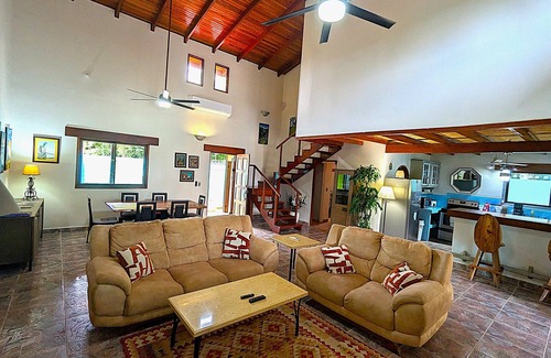 Barrio Las Parcelas Apartment | Intimate Earthy Vibe - Room in a Tropical Paradise