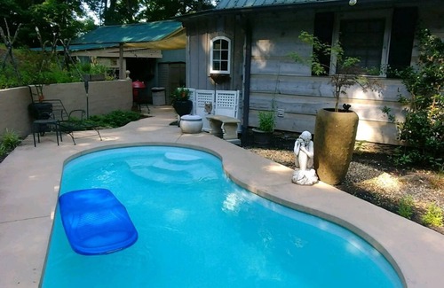 Blairsville Cottage | Intimate, Secluded Cottage In North GA Mtn. Welcome Home. STRL#025016 4/5/23