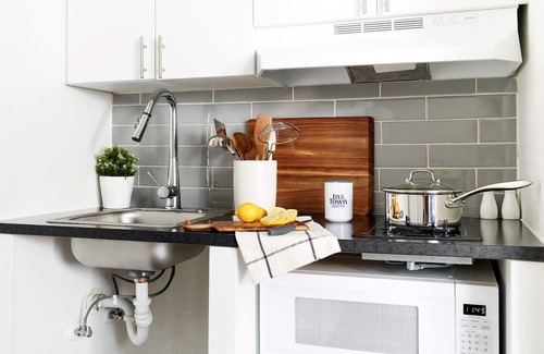 North Charleston Apartment | InTown Suites Extended Stay North Charleston SC - Ashley Phosphate