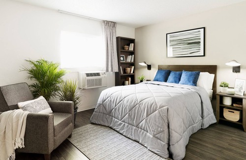 North San Antonio - SAT Hotel | InTown Suites Extended Stay San Antonio TX - Perrin Beitel Road