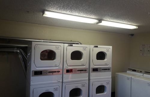 North San Antonio - SAT Hotel | InTown Suites Extended Stay San Antonio TX - Nagodoches Road