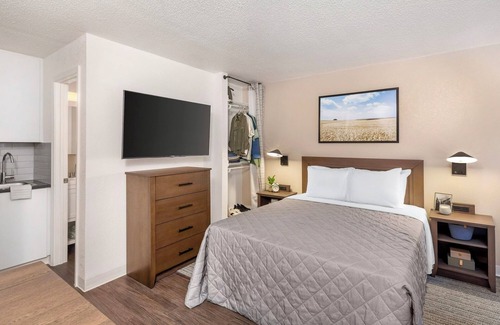 Norcross Hotel | InTown Suites Extended Stay Atlanta GA - Norcross