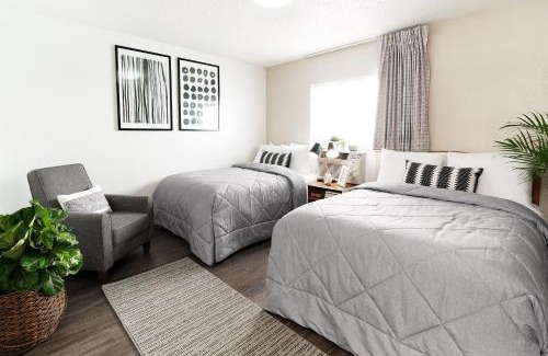 Woodstock Hotel | InTown Suites Extended Stay Select Woodstock GA