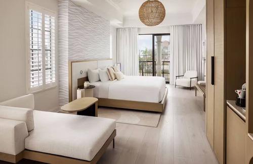St. Pete Beach Hotel | Intracoastal King with Balcony at The Hotel Zamora, Pool, Free Parking