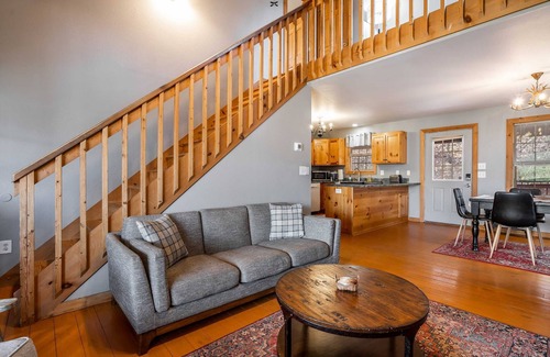 Blairsville Cabin | Intro Rate Fantastic mountain views from the deck with Hot Tub, Fire Pit