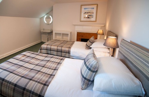 Nairn House | Invernairne Guest House