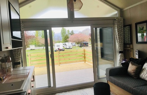 South Galson Cabin | Inverness Lodge-Sleeps 4-Parking-Pet Friendly