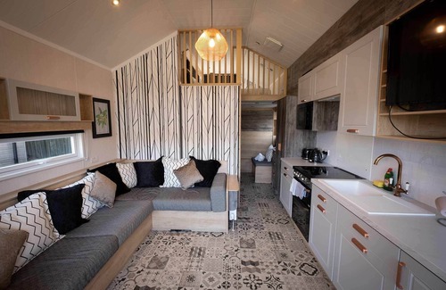 South Galson Cabin | Inverness Lodge-Sleeps 4-Parking-Pet Friendly
