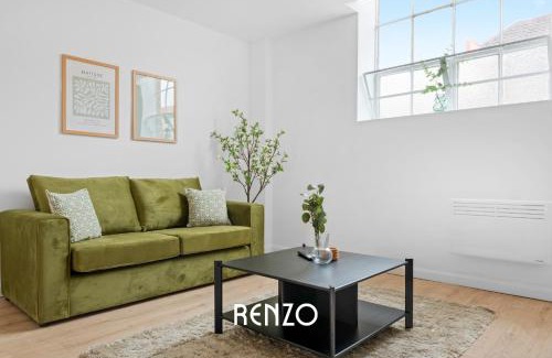 Newark Apartment | Inviting 1-bed Apartment in Newark on-Trent by Renzo, Free Parking and Wi-Fi!