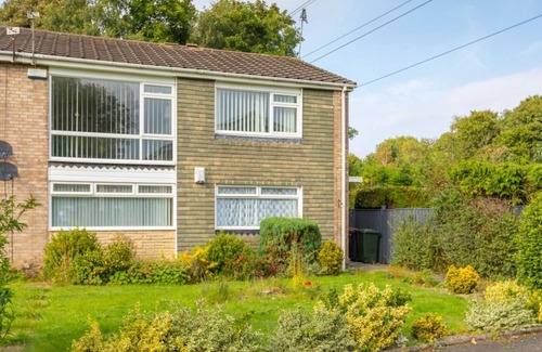 Hazlerigg House | Inviting 2-bed House in Newcastle Upon Tyne