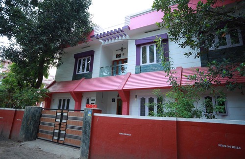 Thiruvananthapuram Apartment | Inviting 2-bed Room Apartment in Trivandrumn