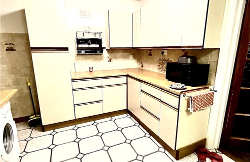 Birmingham House | Inviting 2-bed House in Birmingham