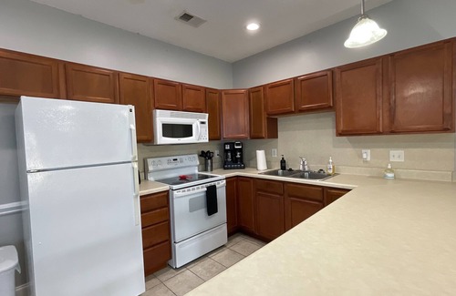 Johnson City House | Inviting 2BR Townhome | Garage + Modern Style