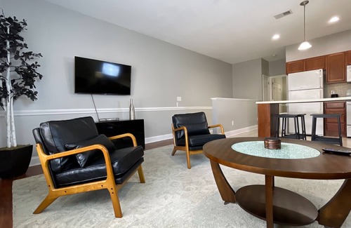 Johnson City House | Inviting 2BR Townhome | Garage + Modern Style
