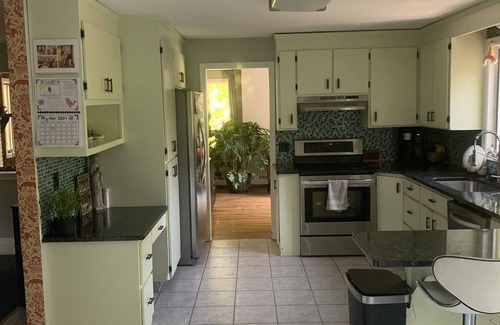 Canton House | Inviting 3 Bedroom Mid-Century Modern in Canton, CT