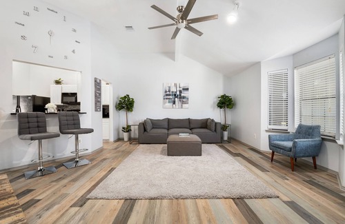 Buckner Terrace - Everglade Park House | Inviting 3BR Home near Downtown Dallas and The State Fair of Texas