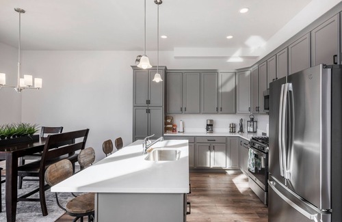 Deer Mountain House | Inviting Hideout Townhome w/Balcony & Lake Views!