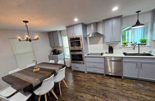 Nevada House | Inviting home for a birthday party, family or work trip, in downtown Nevada, TX!