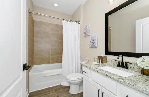 Reunion House | Inviting Home Near Disney With Waterpark & Resort Access At Encore Resort - 7792Sw