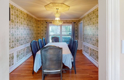 Oxon Hill House | Inviting home with pool, hot tub, enclosed yard