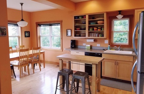 Philipsburg House | Inviting Peaceful House in the Heart of Philipsburg.