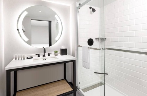 Brookline Hotel | Inviting Room Perfect for Family Adventures in Boston! Onsite Dining!