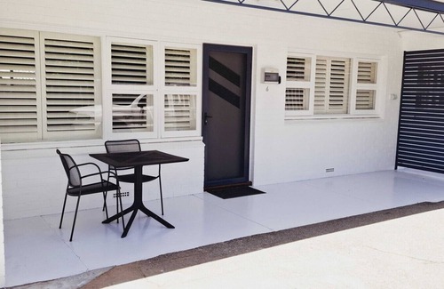 Rockingham Apartment | Inviting Stay in Rockingham City Centre