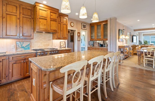 Debordieu Colony House | Inviting Vacation Home Directly on Beach