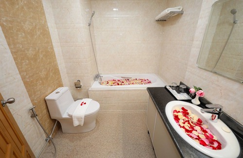 Hlaing Hotel | Inya View Hotel