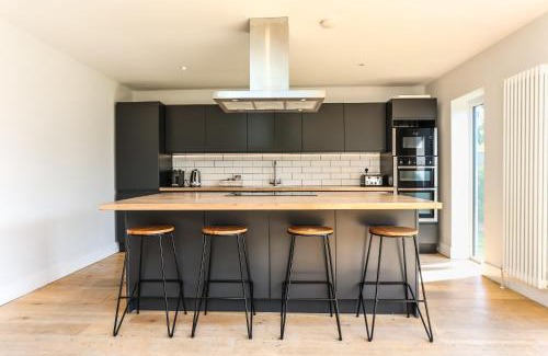 Wittering House | Iona 4 bed luxury in the heart of Bracklesham Bay